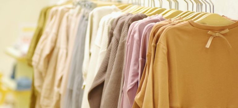 自分だけの世界を着こなすオリジナルTシャツの魅力と秘密 自分だけの世界を着こなすオリジナルTシャツの魅力と秘密